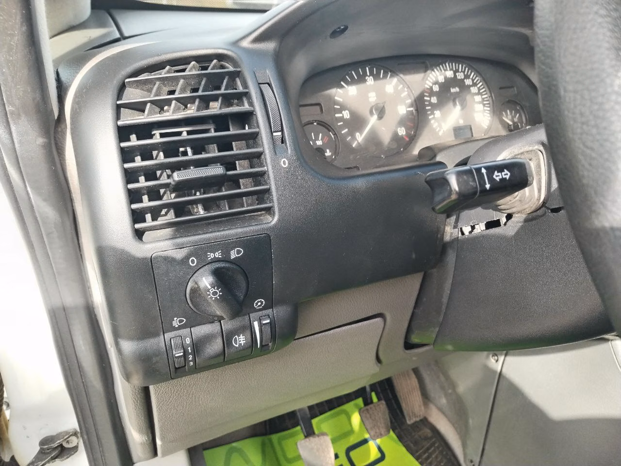 Opel Zafira фото 16