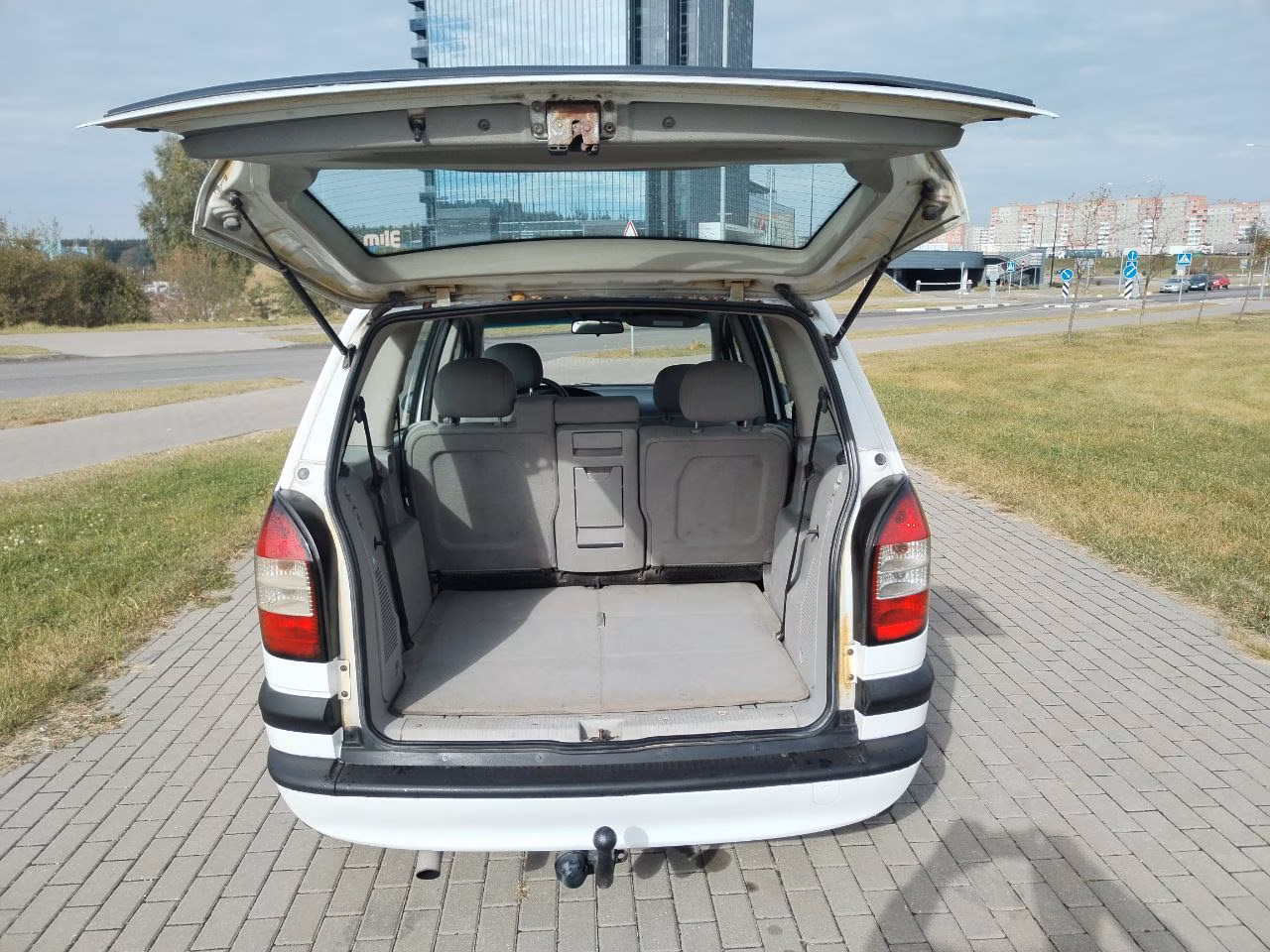 Opel Zafira фото 12