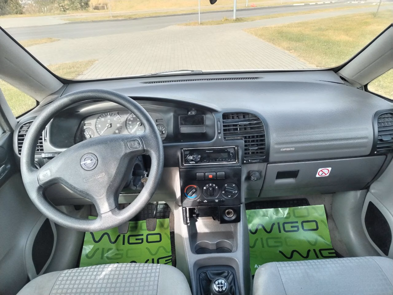 Opel Zafira фото 17