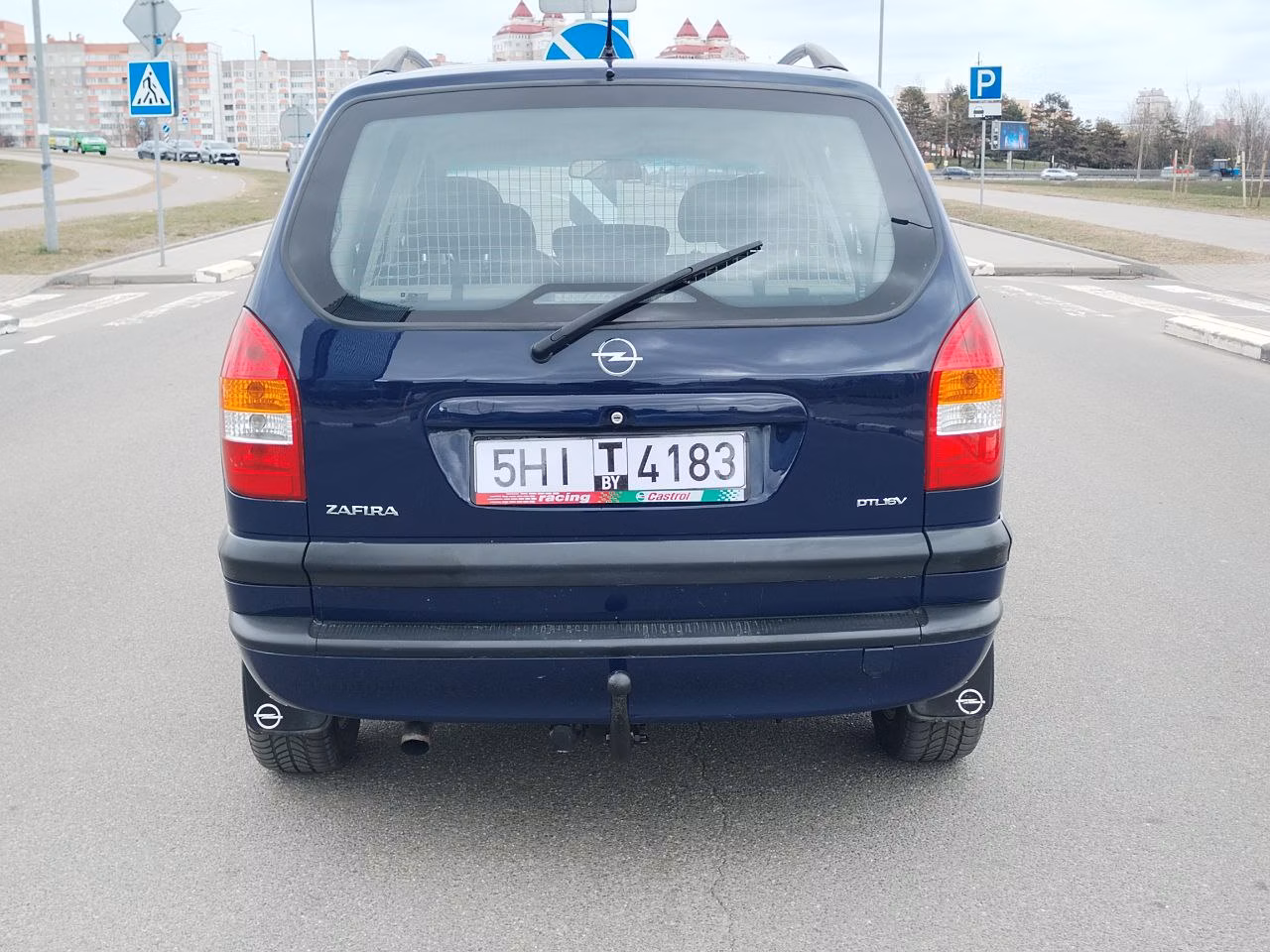 Opel Zafira фото 8