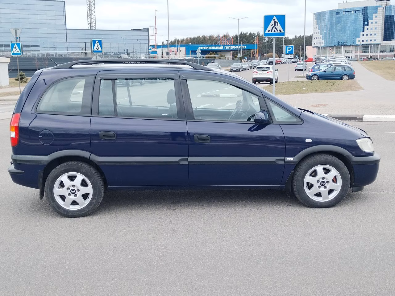 Opel Zafira фото 7