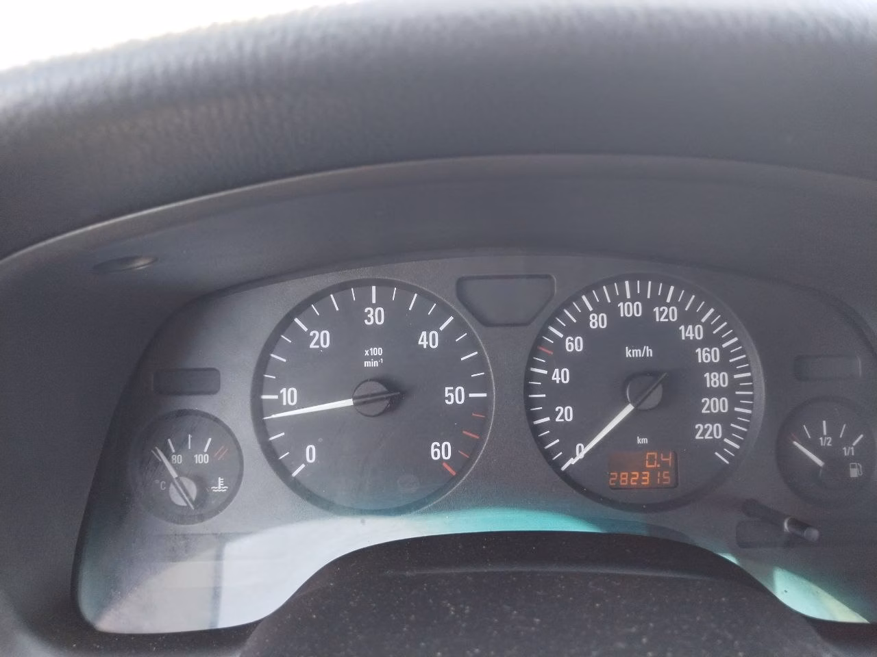 Opel Astra фото 10