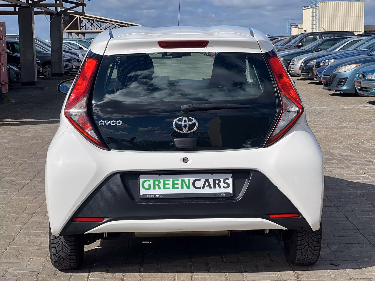 Toyota Aygo фото 10