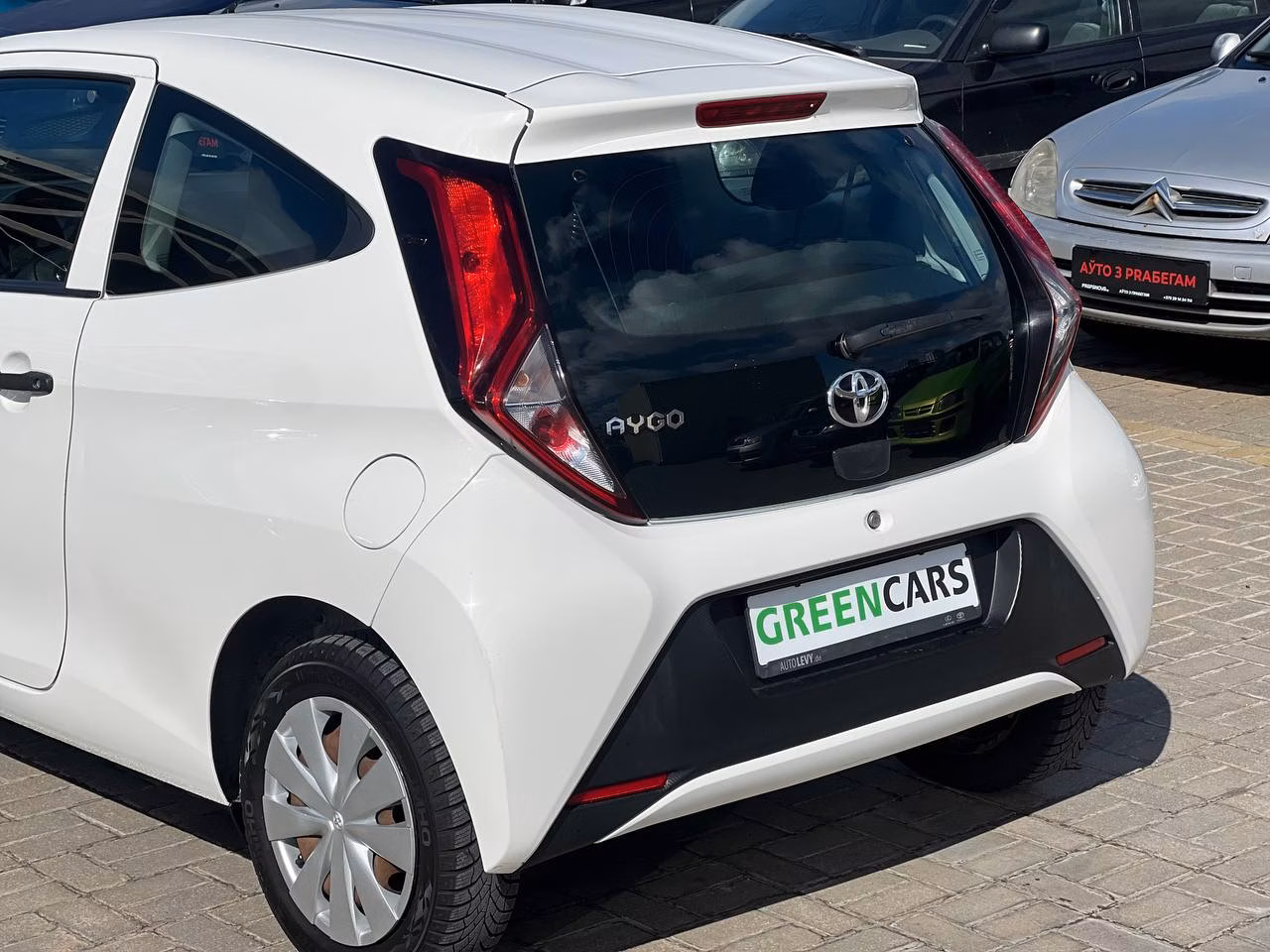 Toyota Aygo фото 12