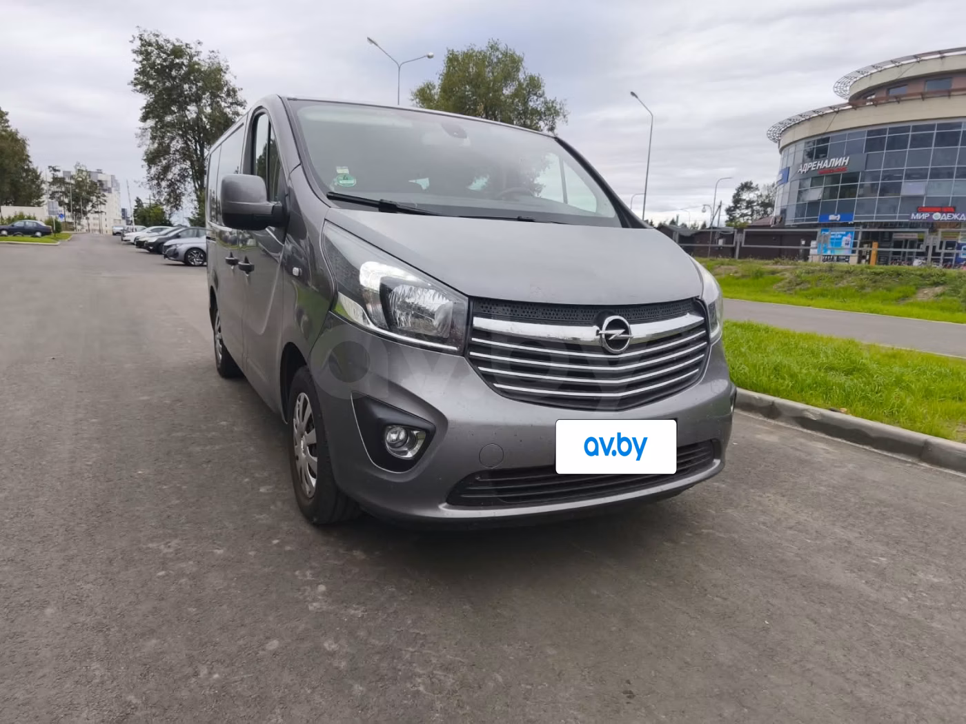 Opel Vivaro фото 2