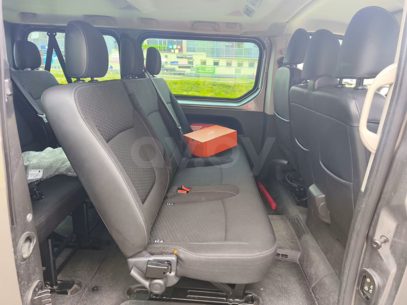 Opel Vivaro фото 6