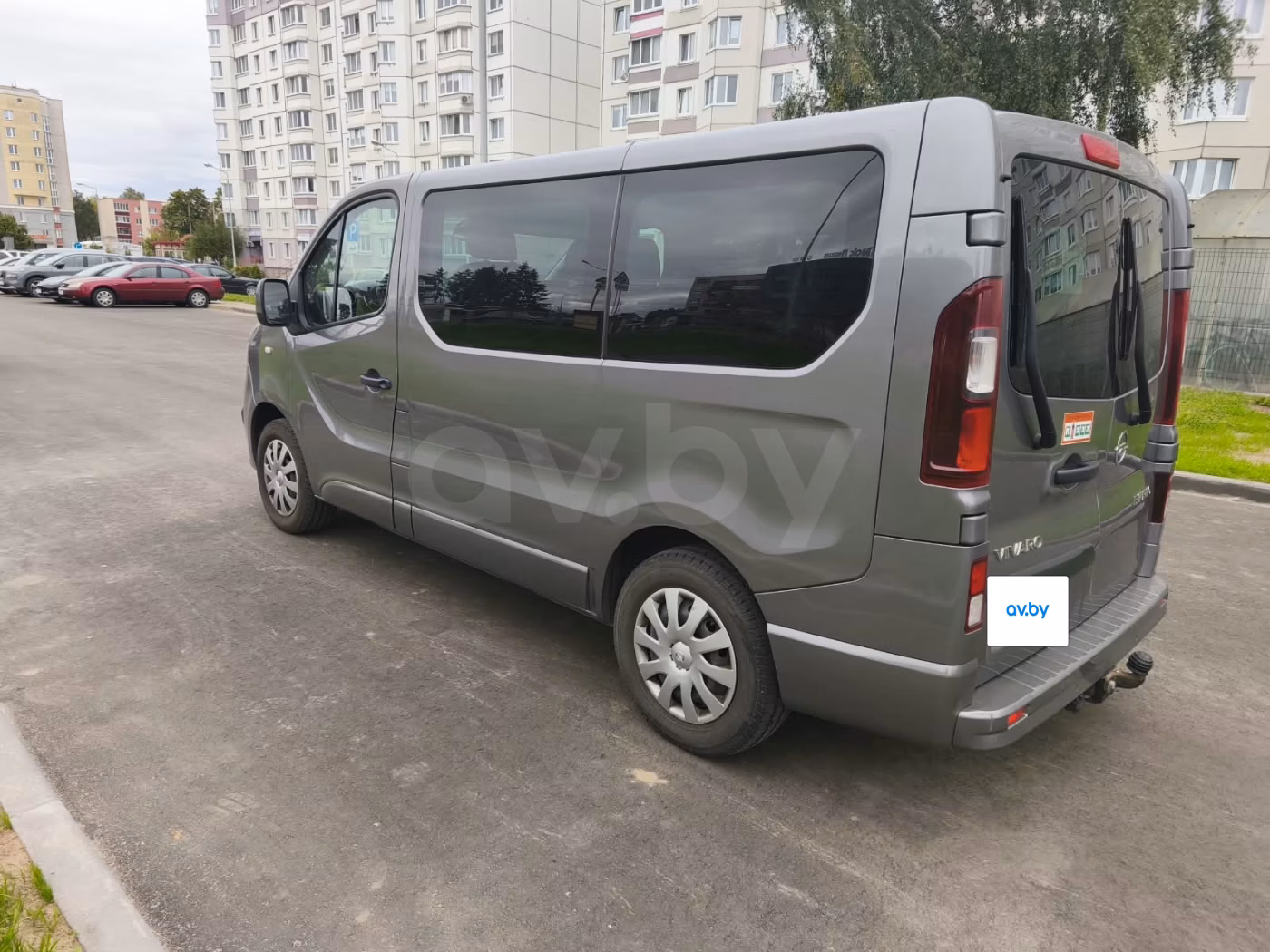 Opel Vivaro фото 3