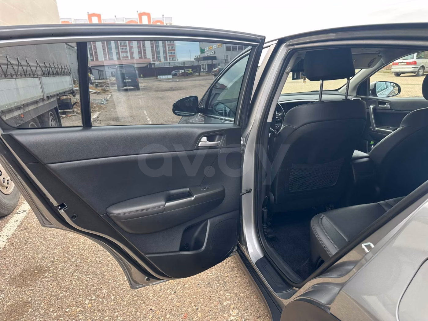 Kia Sportage фото 14
