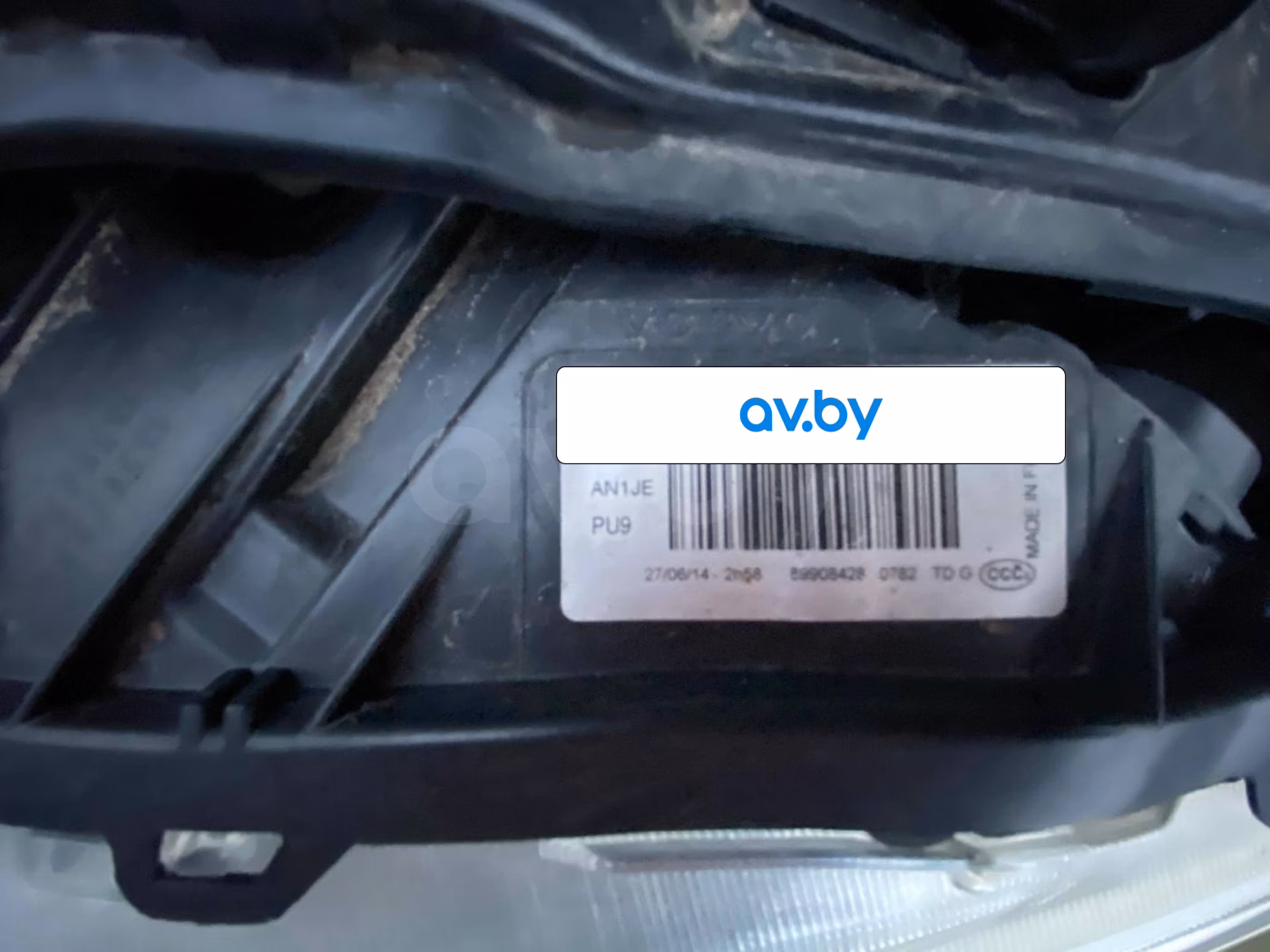 Volvo V60 фото 16