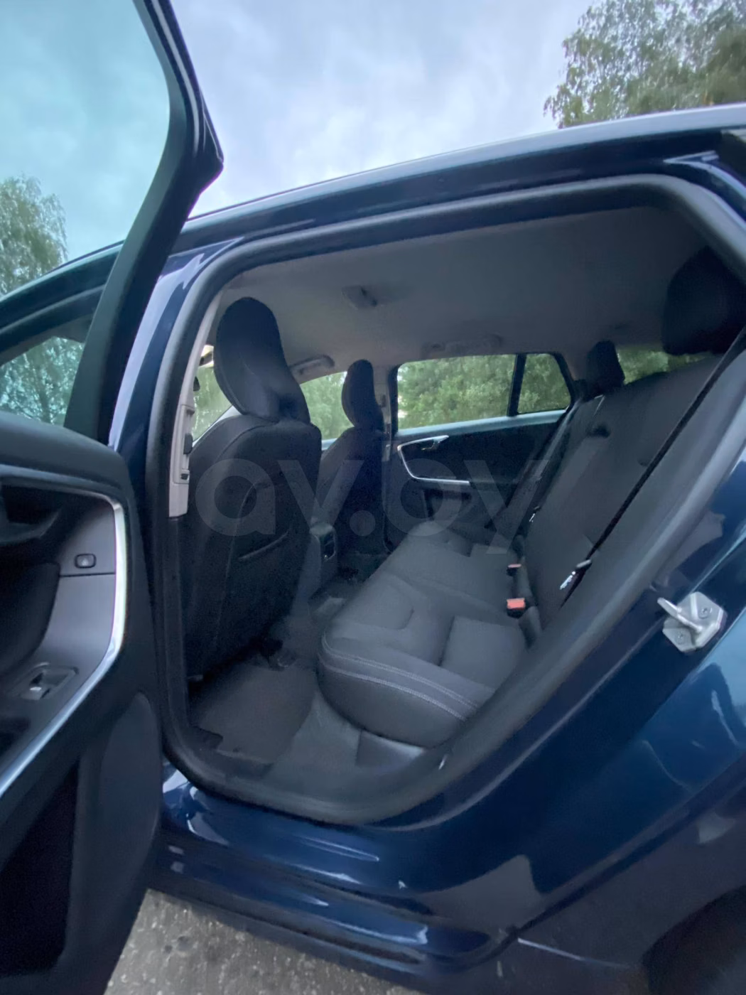 Volvo V60 фото 7