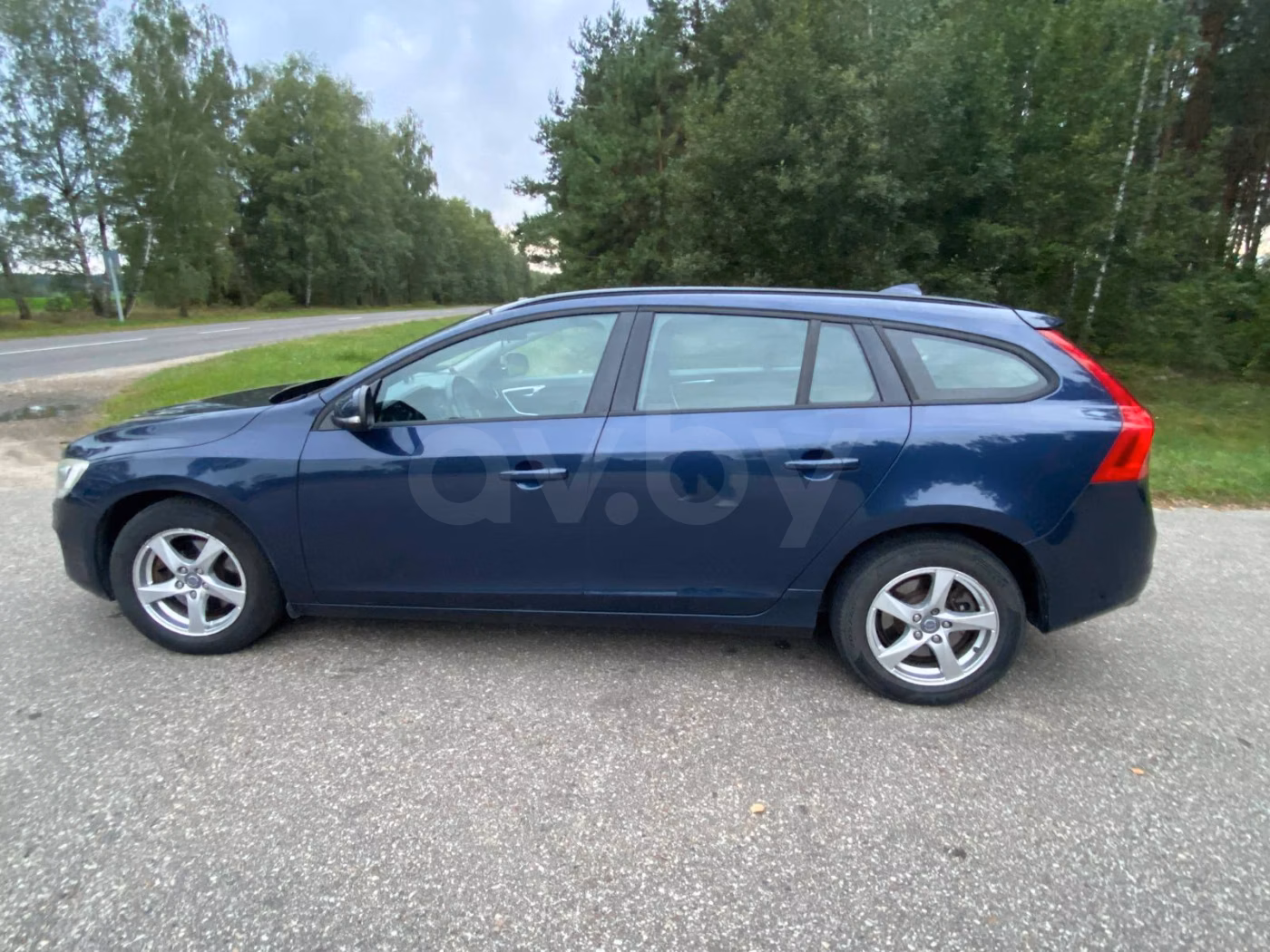 Volvo V60 фото 3