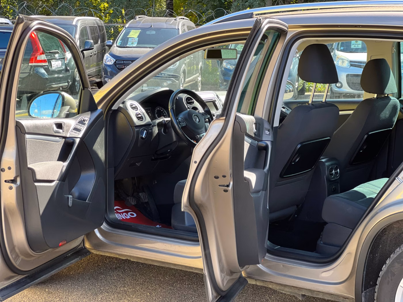 Volkswagen Tiguan фото 17