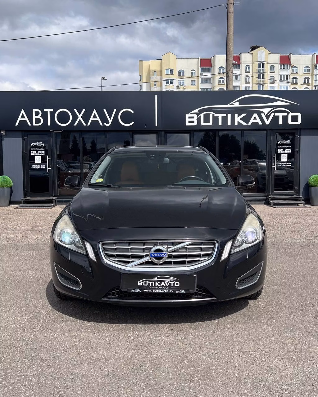 Volvo V60 фото 2