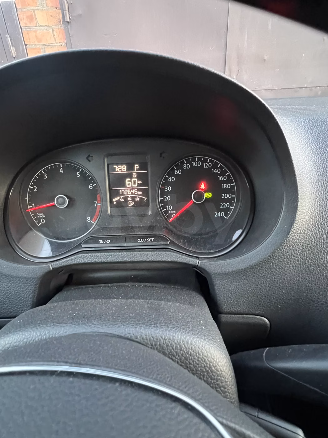 Volkswagen Polo Sedan фото 4