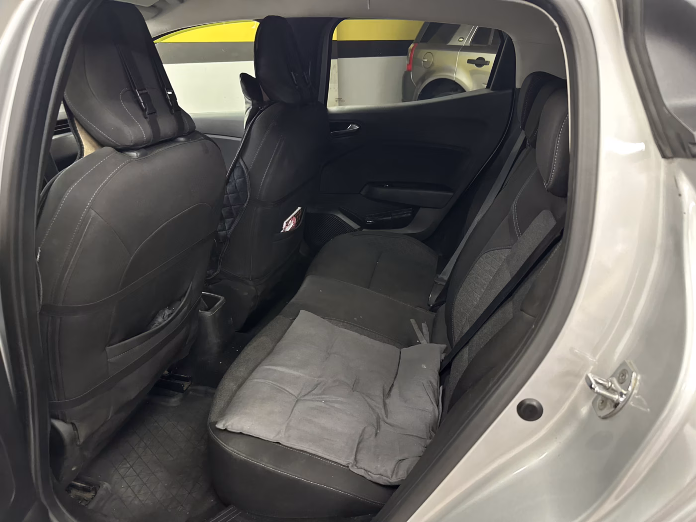 Renault Clio фото 15