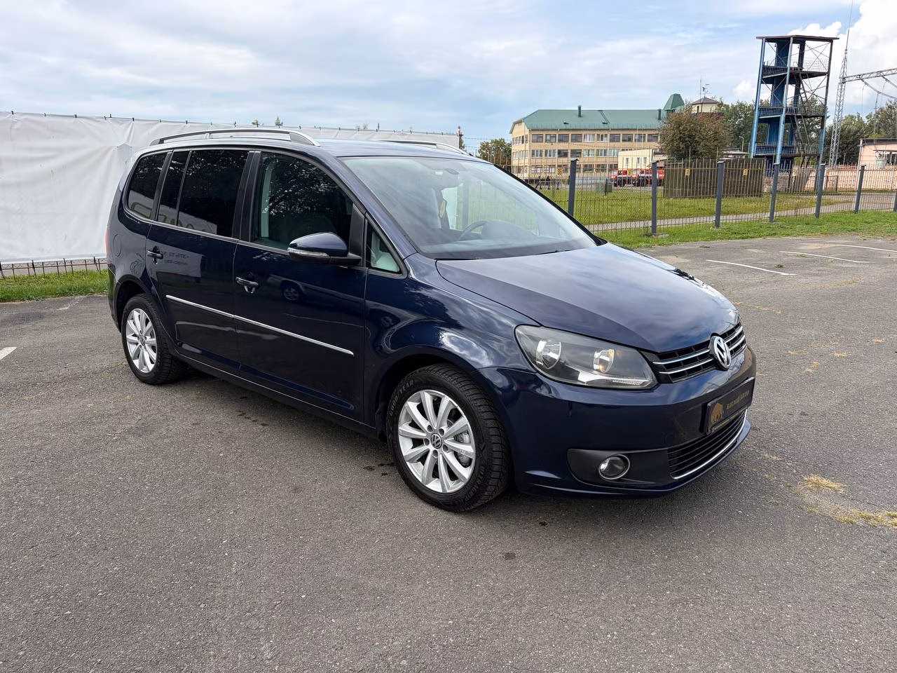 Volkswagen Touran фото 2