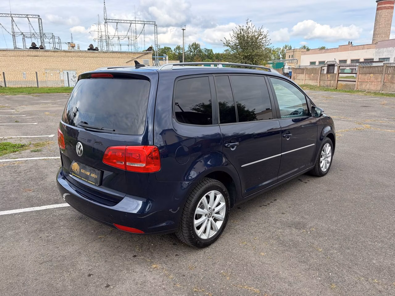 Volkswagen Touran фото 5