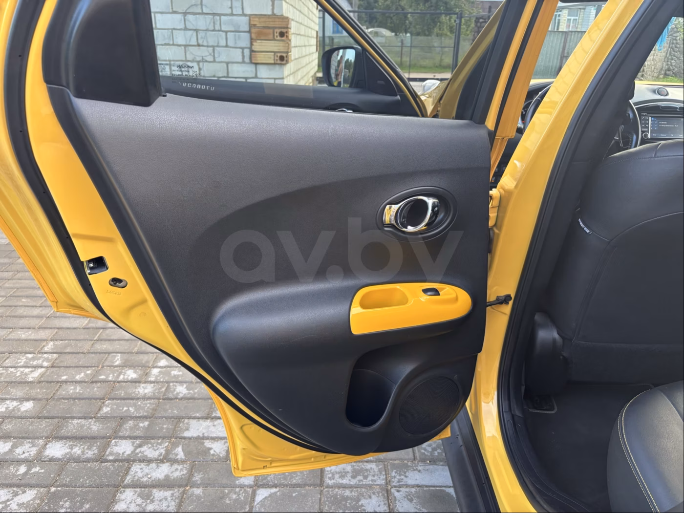 Nissan Juke фото 11