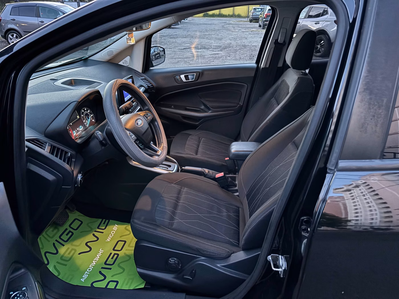Ford EcoSport фото 9