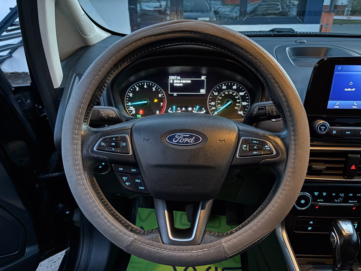 Ford EcoSport фото 10