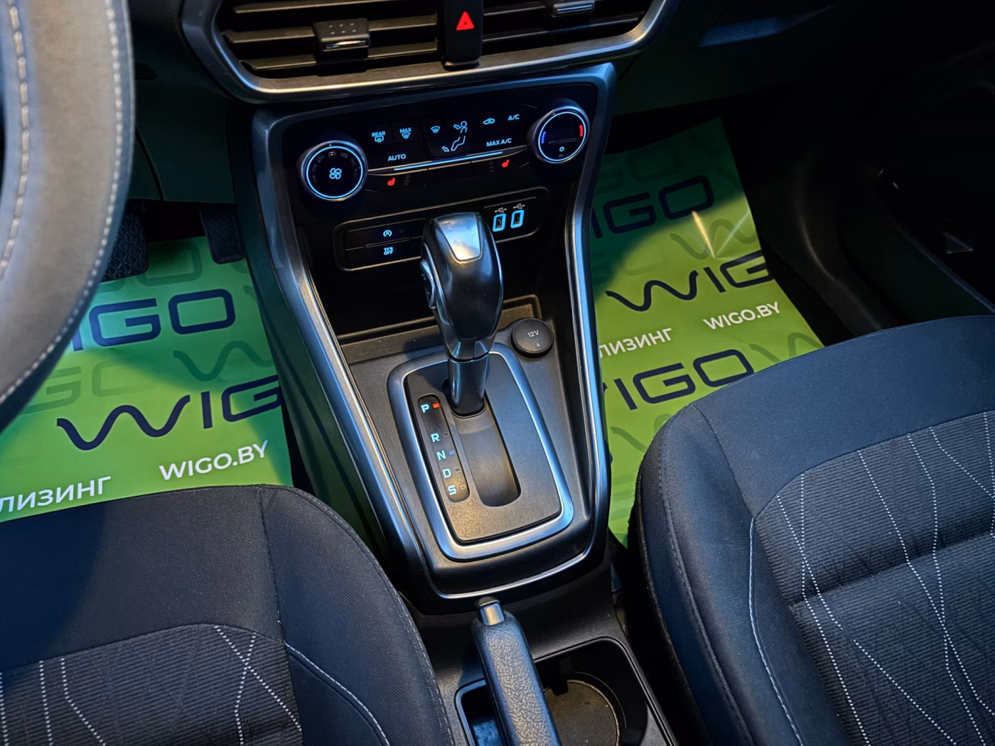 Ford EcoSport фото 13