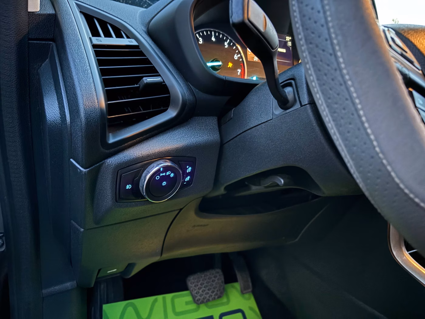 Ford EcoSport фото 14