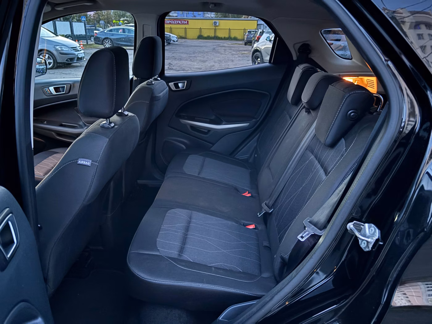 Ford EcoSport фото 16