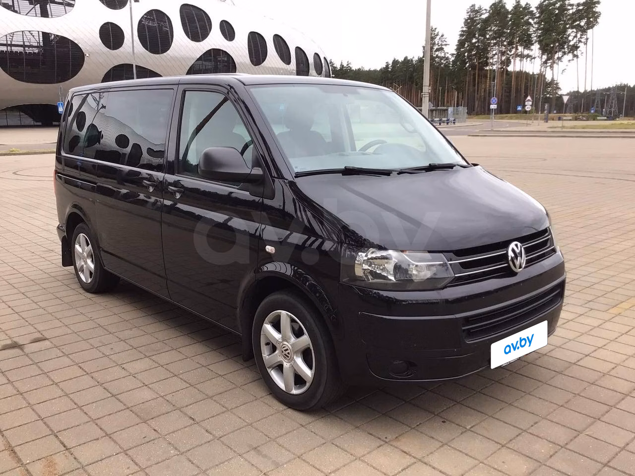 Volkswagen Multivan фото 3
