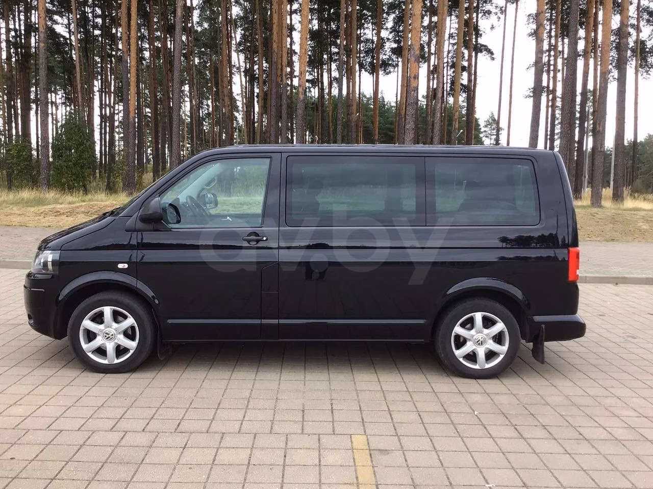 Volkswagen Multivan фото 5