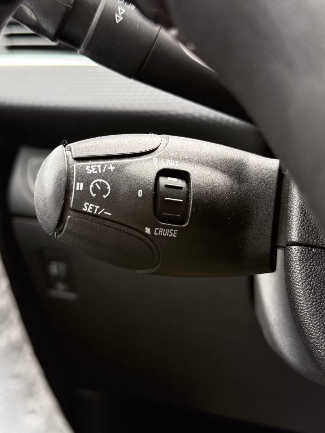 Peugeot 2008 фото 11