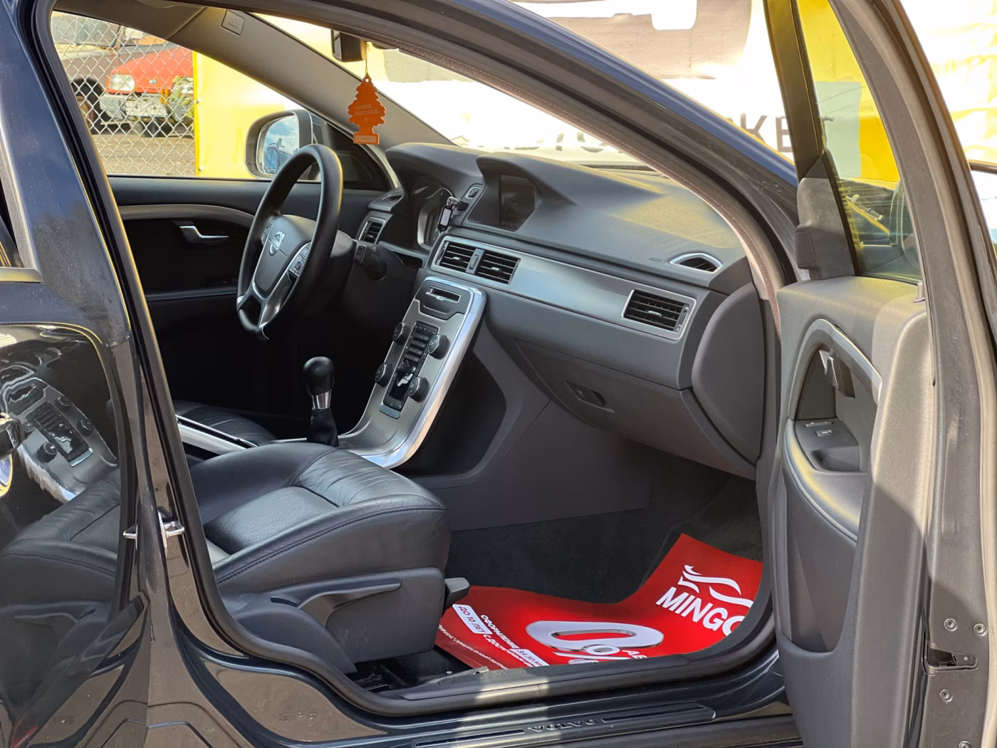 Volvo V70 фото 20