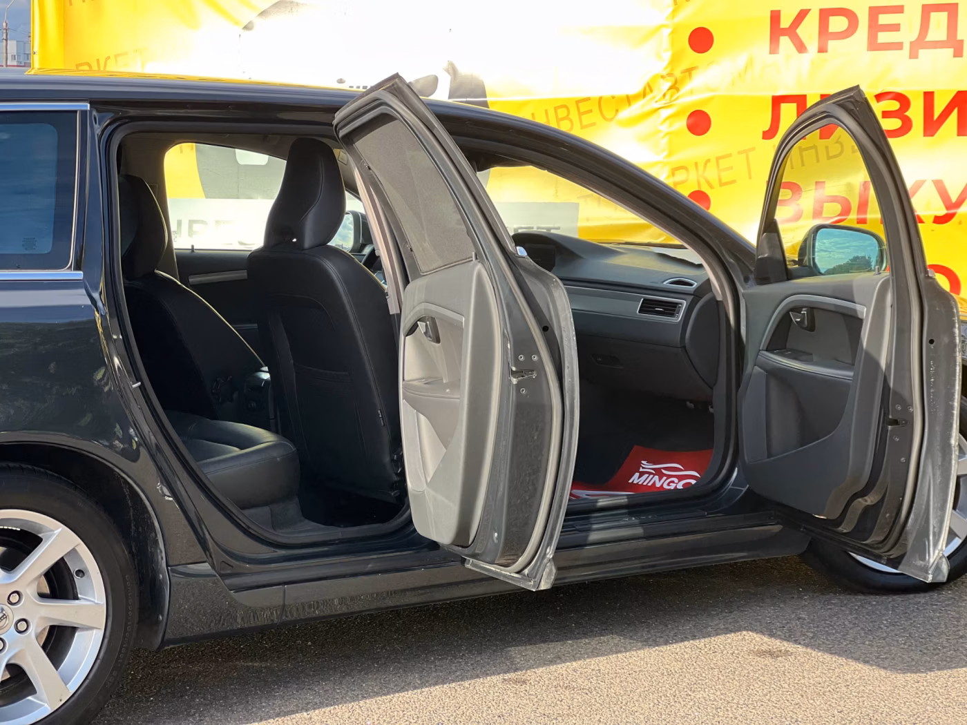 Volvo V70 фото 21