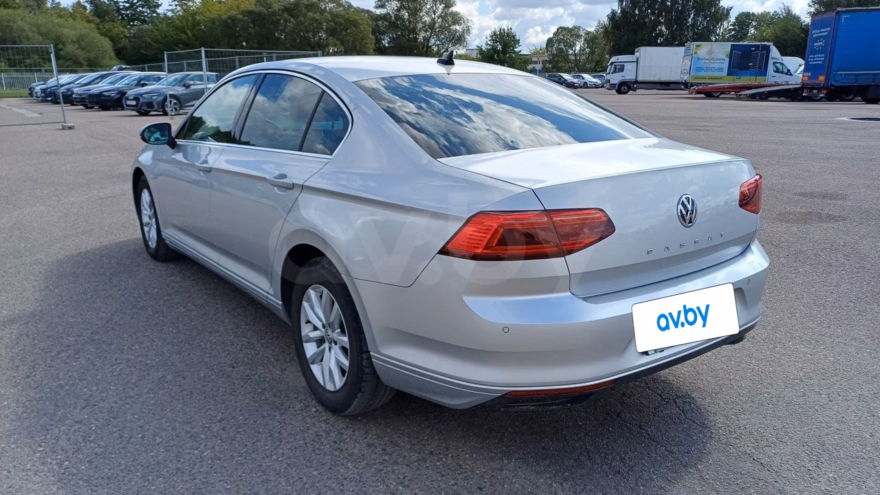 Volkswagen Passat фото 3