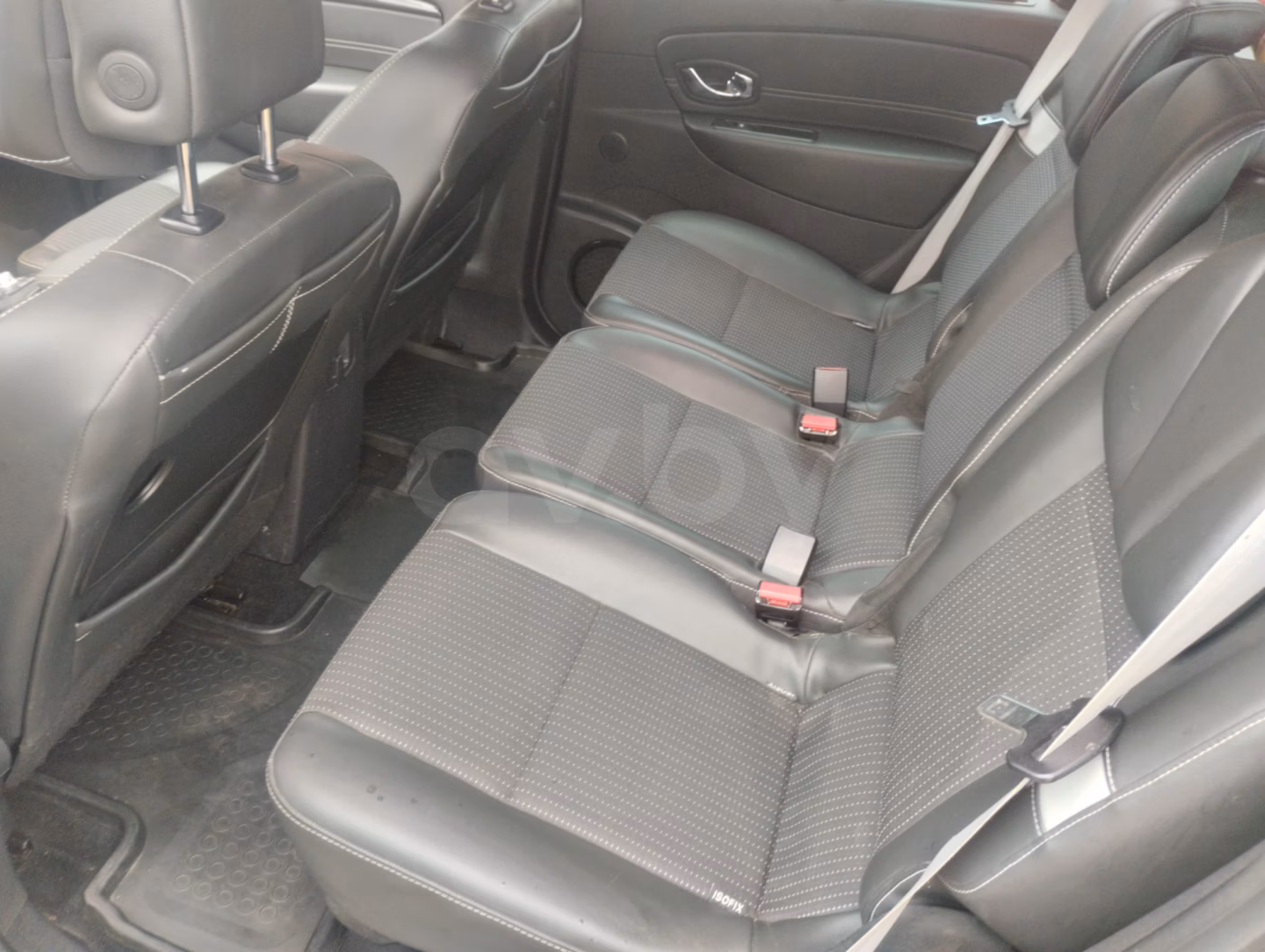 Renault Scenic фото 6