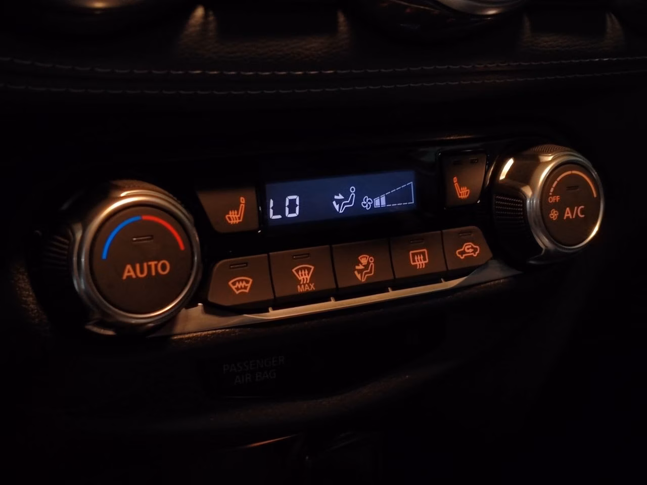 Nissan Juke фото 14