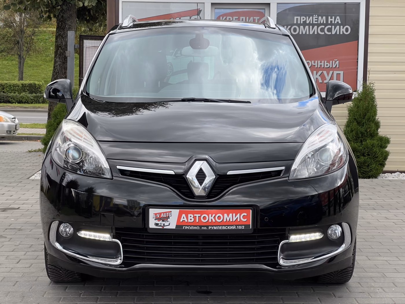 Renault Grand Scenic фото 7