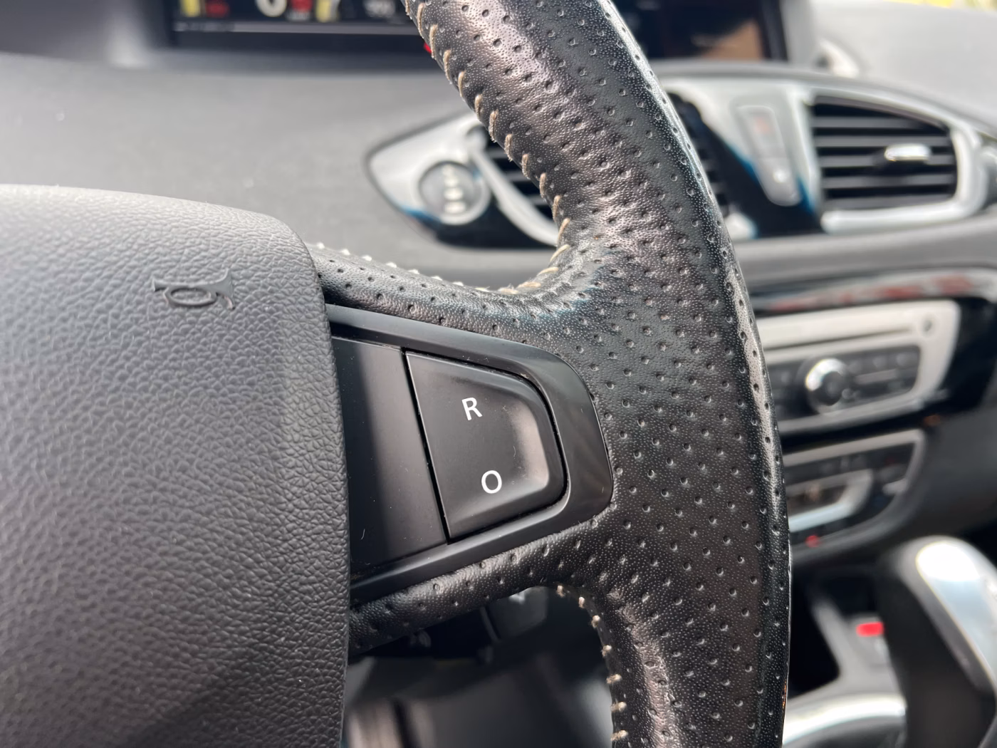 Renault Grand Scenic фото 28