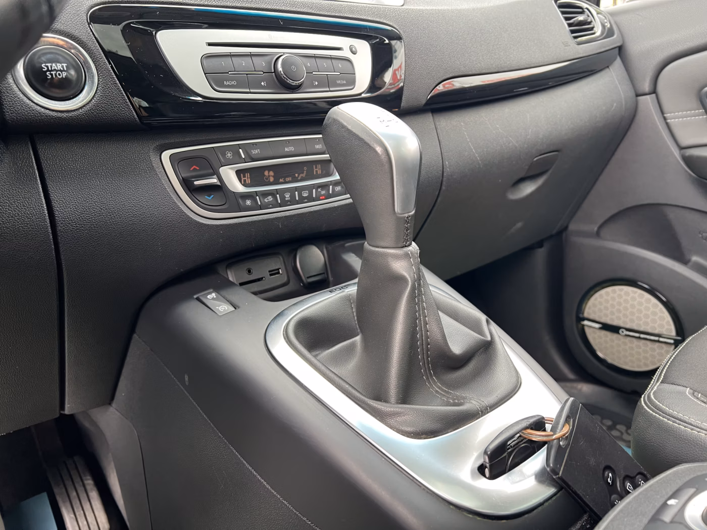 Renault Grand Scenic фото 22