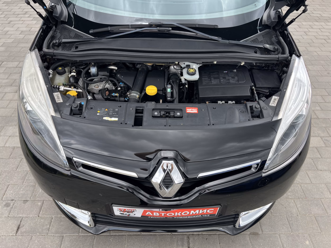 Renault Grand Scenic фото 11