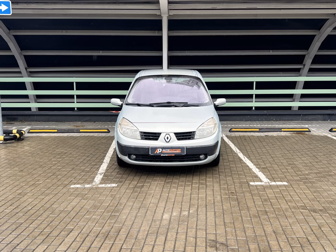 Renault Scenic фото 2