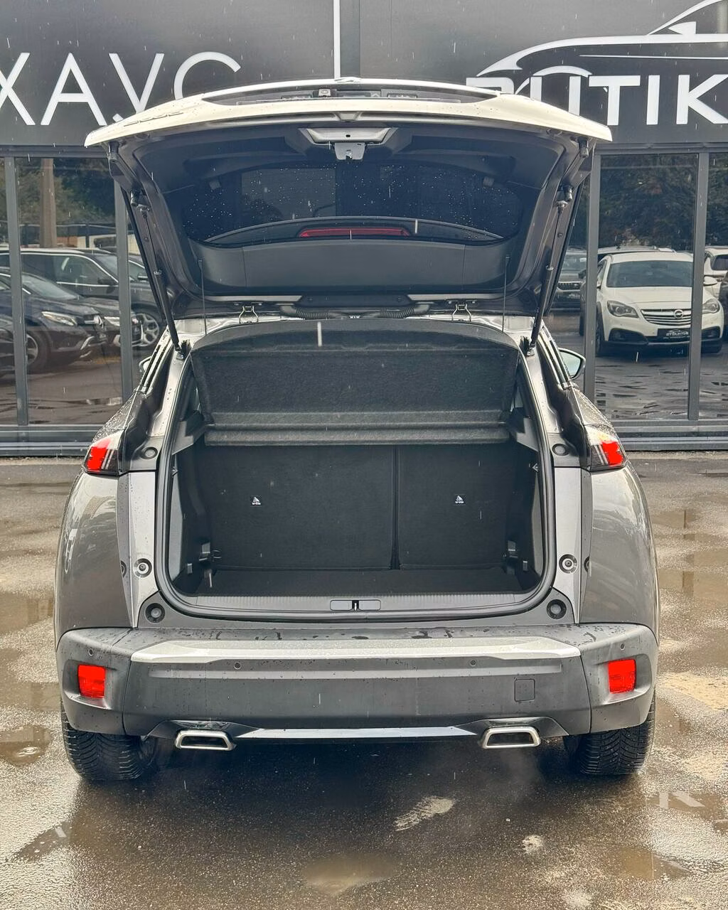 Peugeot 2008 фото 13