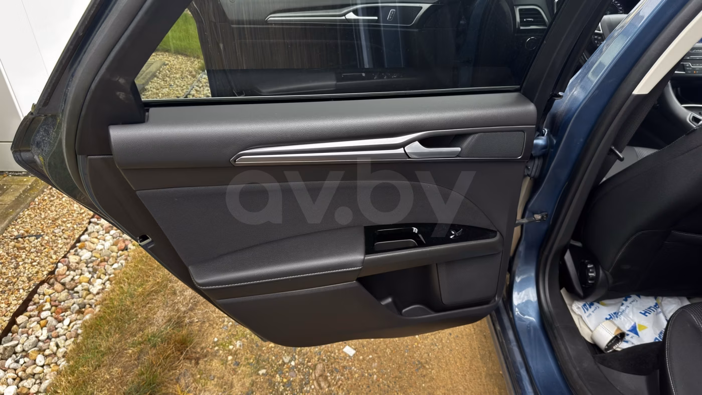 Ford Mondeo фото 8