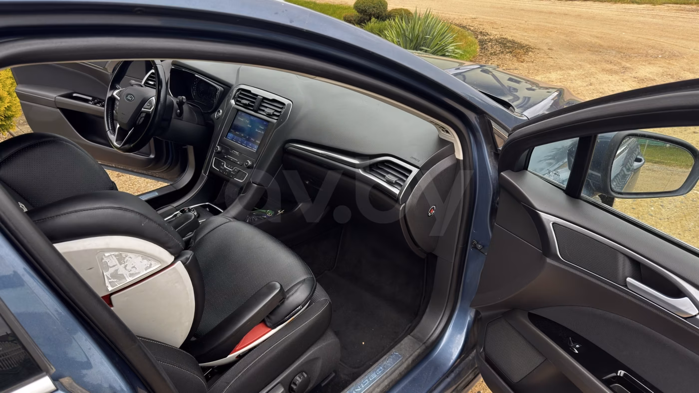 Ford Mondeo фото 11