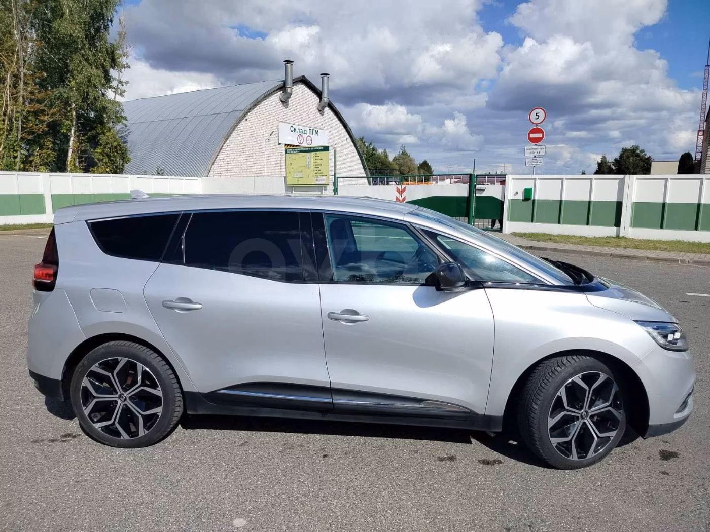 Renault Grand Scenic фото 4