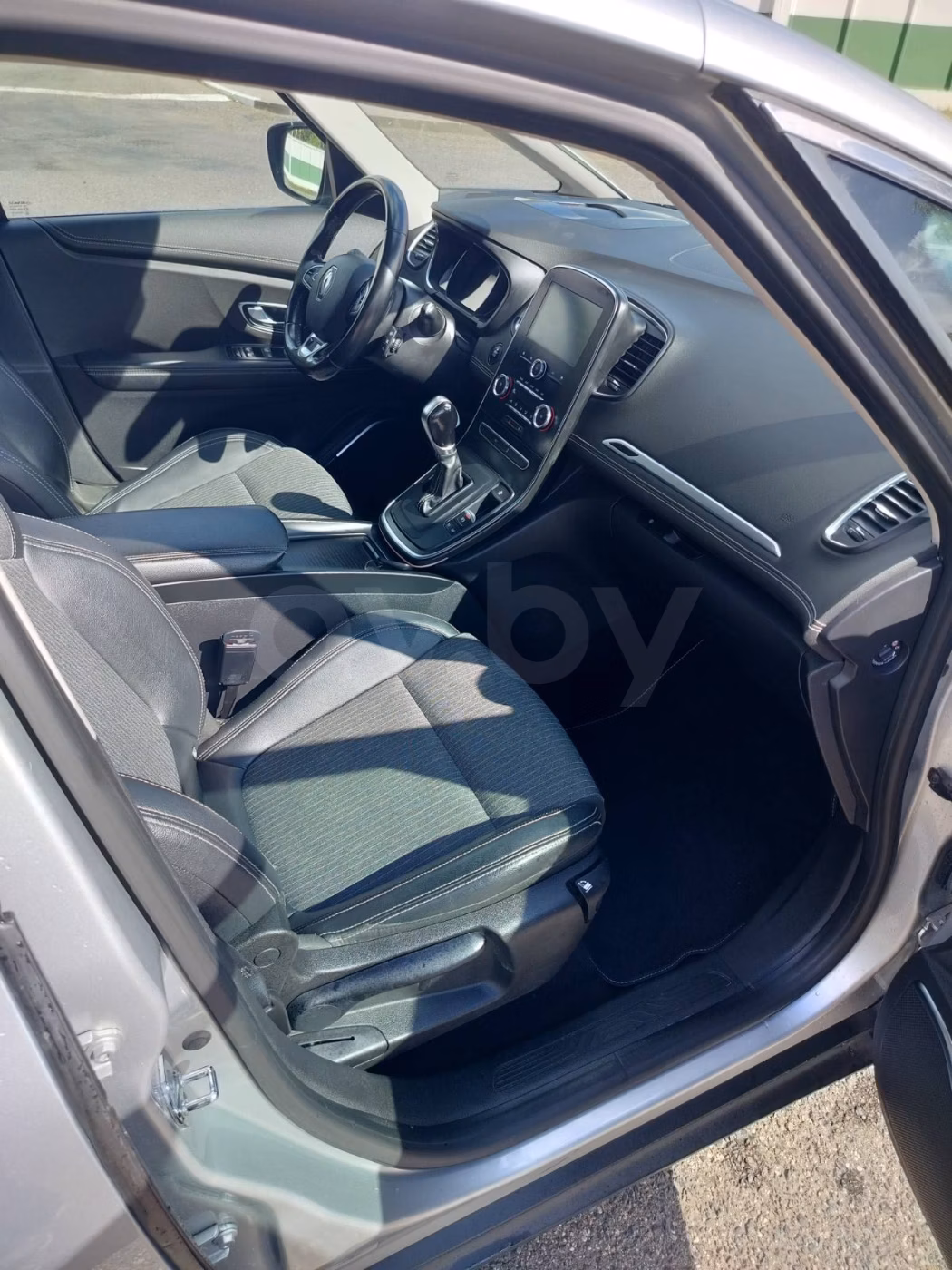 Renault Grand Scenic фото 11