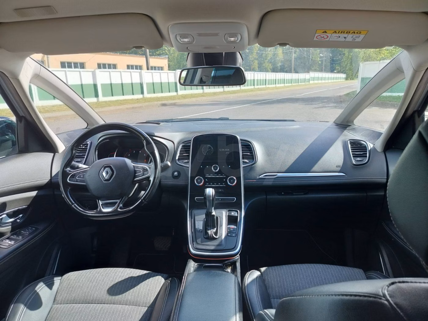 Renault Grand Scenic фото 6