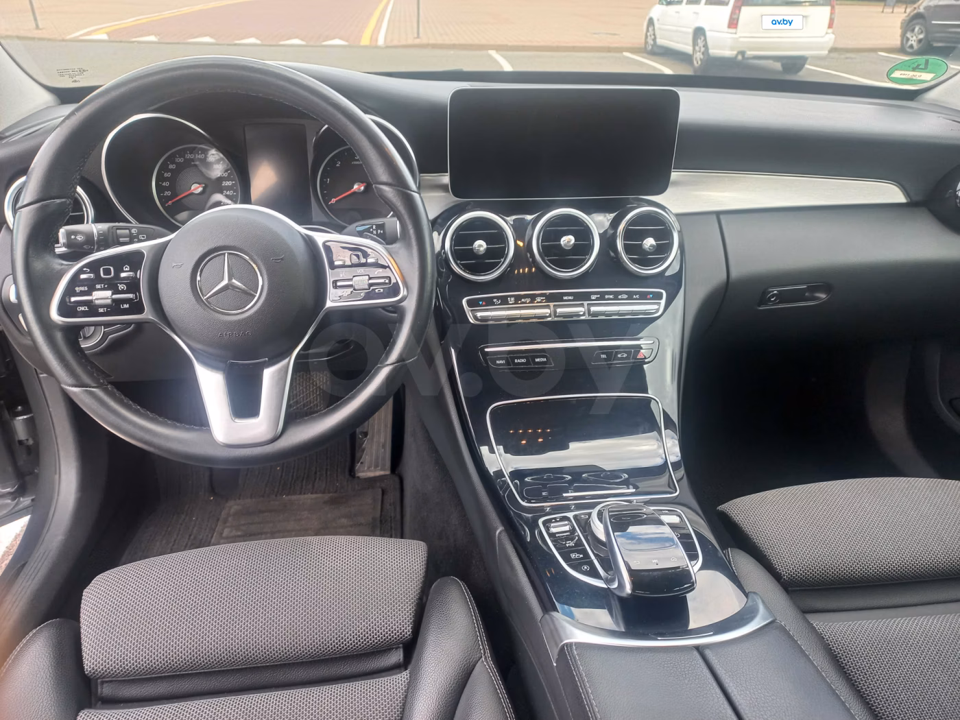 Mercedes-Benz C-Класс фото 9