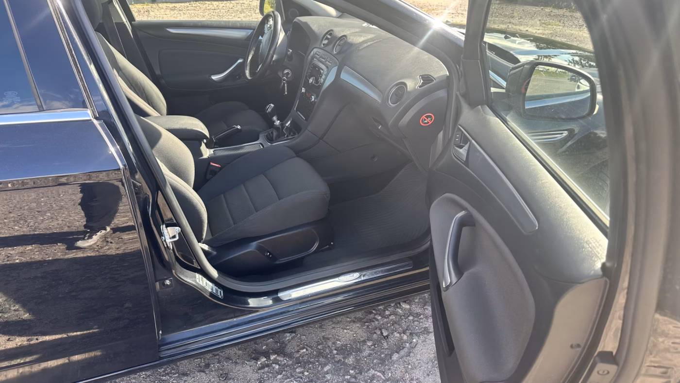 Ford Mondeo фото 20