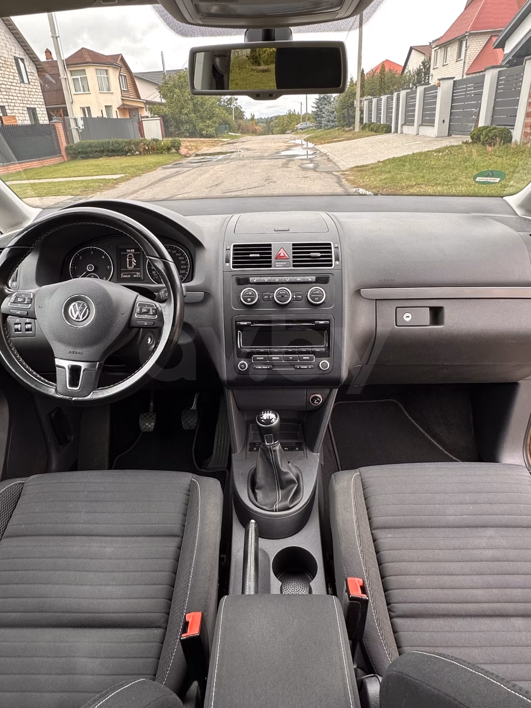 Volkswagen Touran фото 17