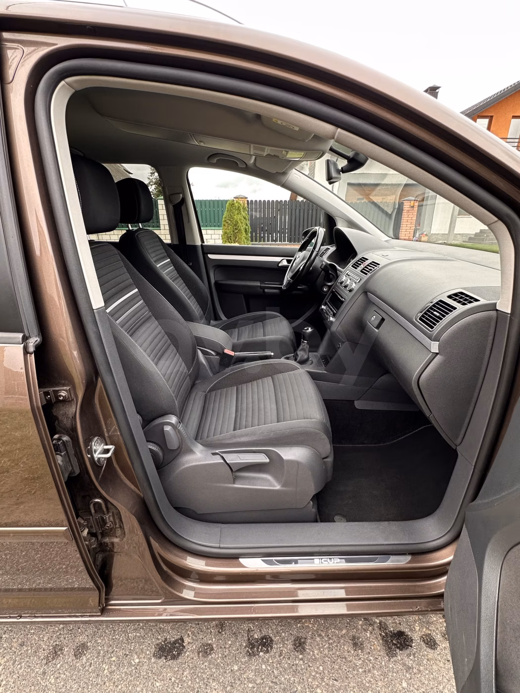 Volkswagen Touran фото 11